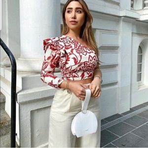 Zara Printed Poplin Asymmetric Sleeve Crop Top